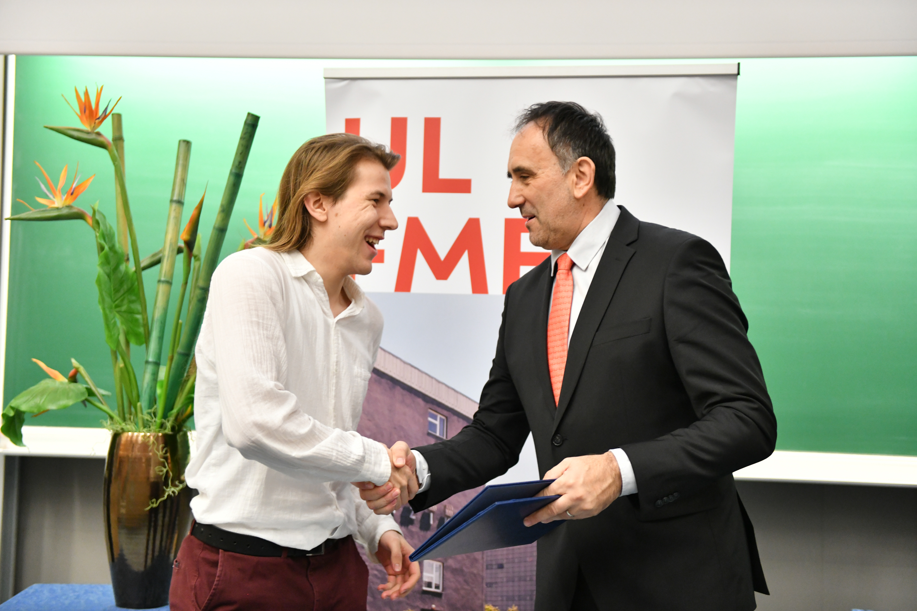 Image failed to load